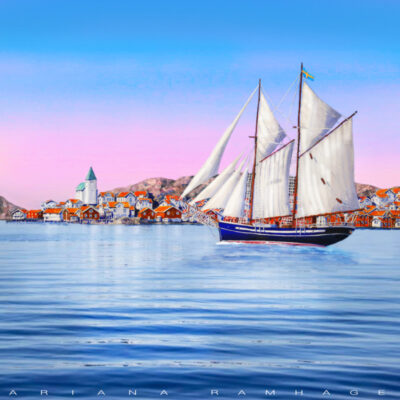 Fine Art Print av Ariana Ramhage föreställande MS Athene i förgrunden och Skärhamn i bakgrunden under en blårosa kvällshimmel.